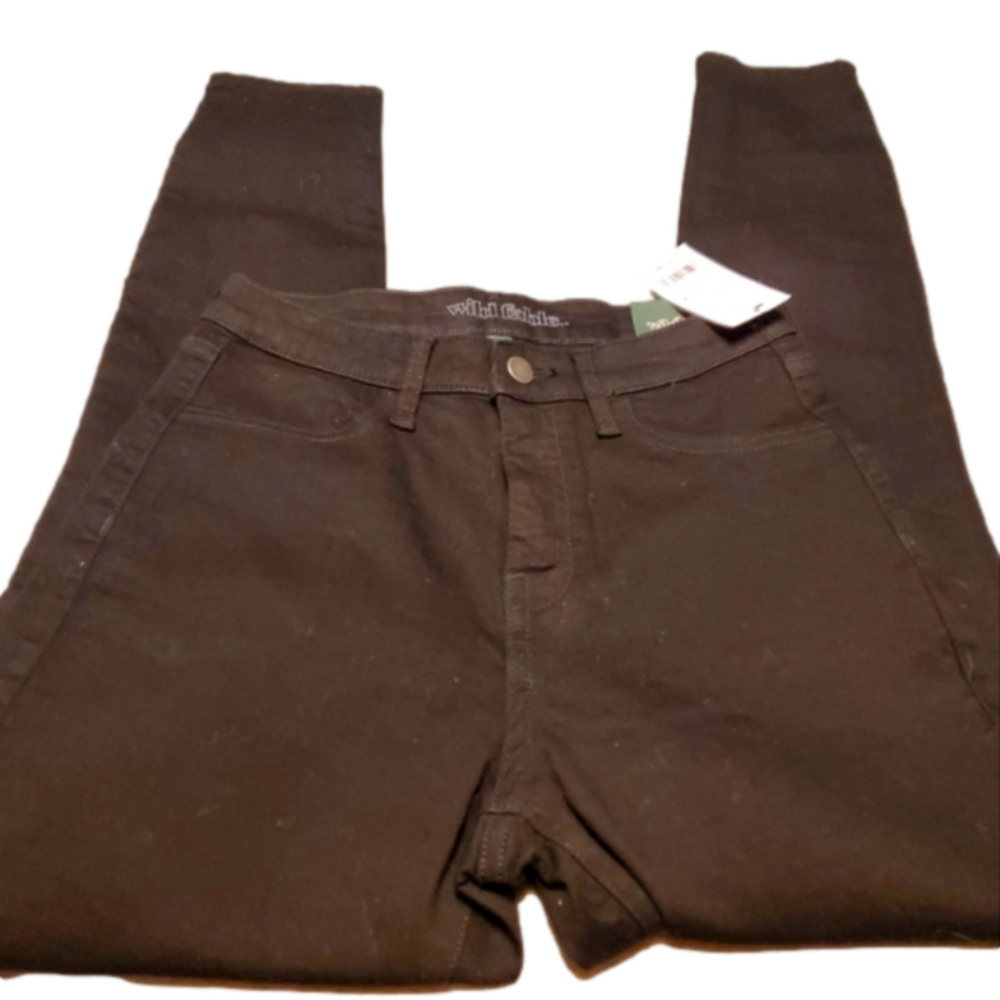 WILDFABLE super high rise mom jeans sz. 4